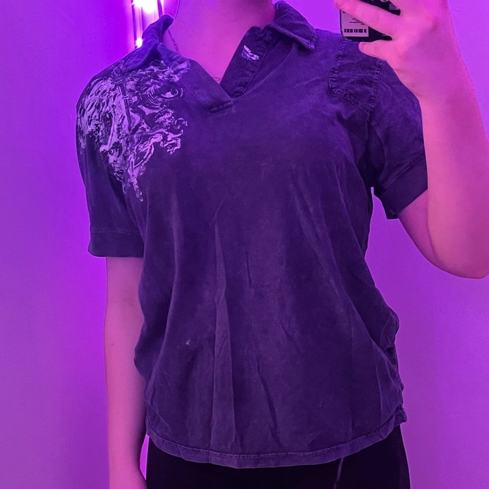 collard t shirt but casual